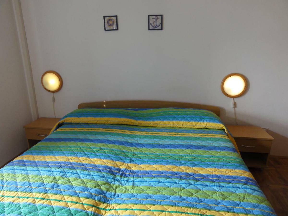 Nice And Cozy Apartment Ferry In Μεντουλίν Εξωτερικό φωτογραφία