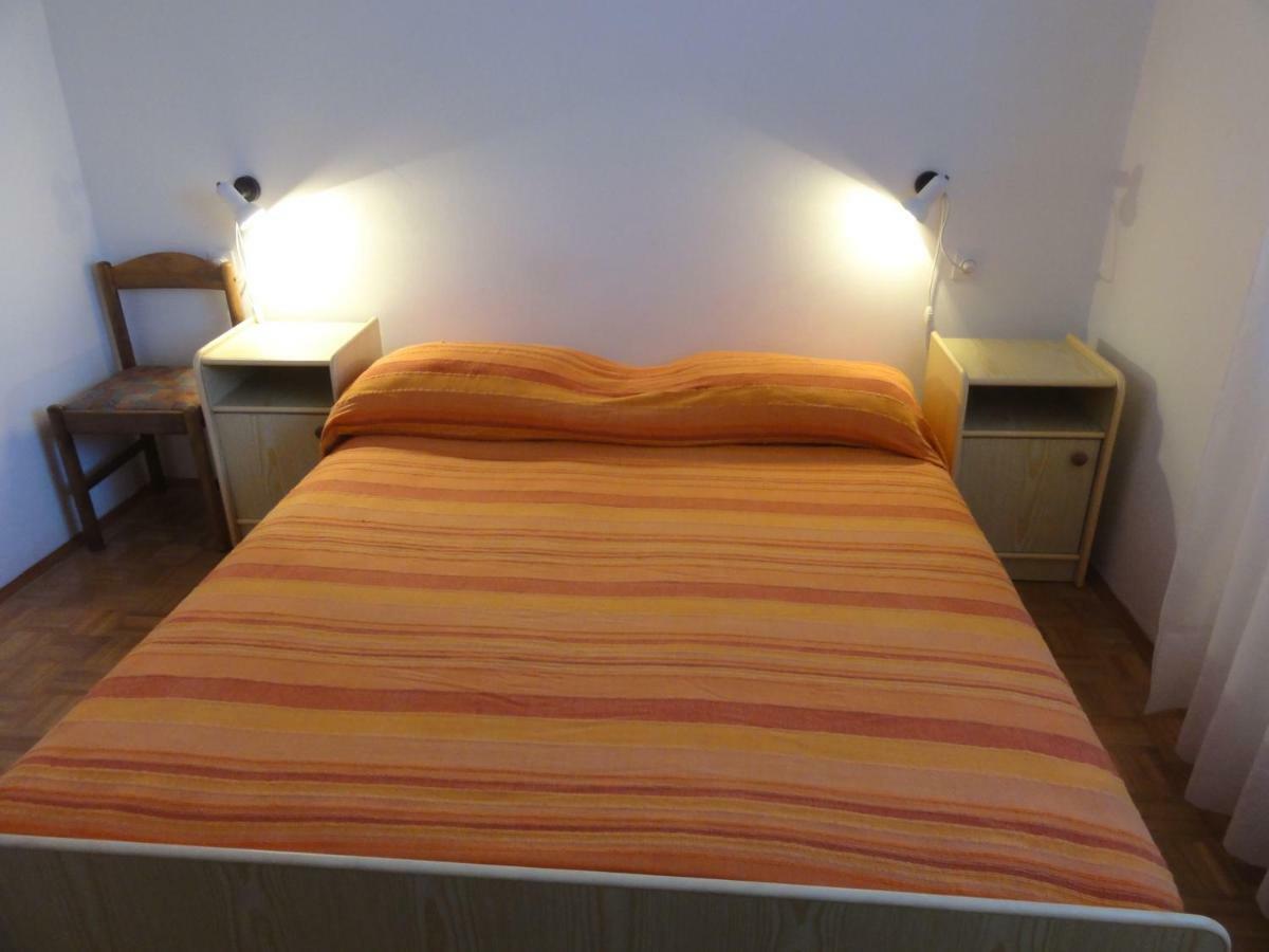 Nice And Cozy Apartment Ferry In Μεντουλίν Εξωτερικό φωτογραφία