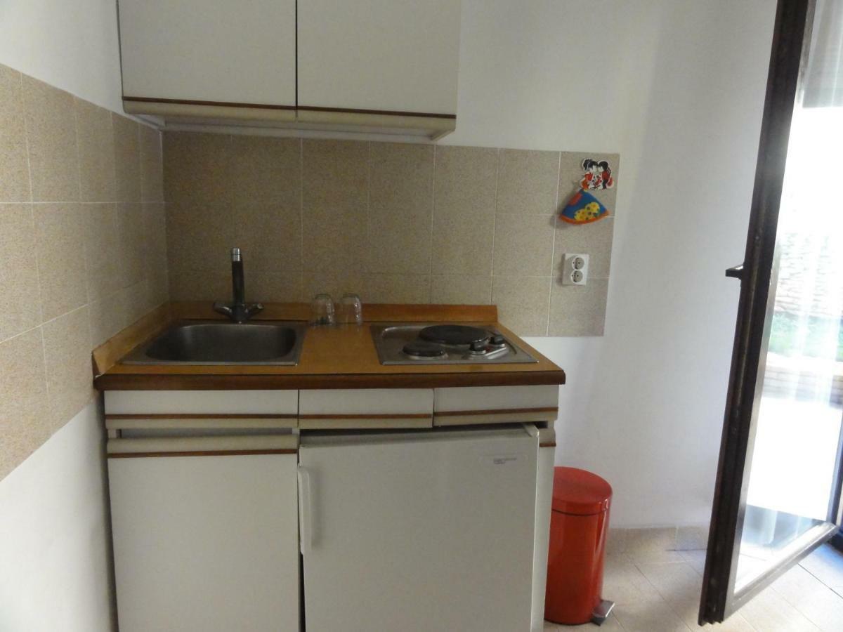 Nice And Cozy Apartment Ferry In Μεντουλίν Εξωτερικό φωτογραφία