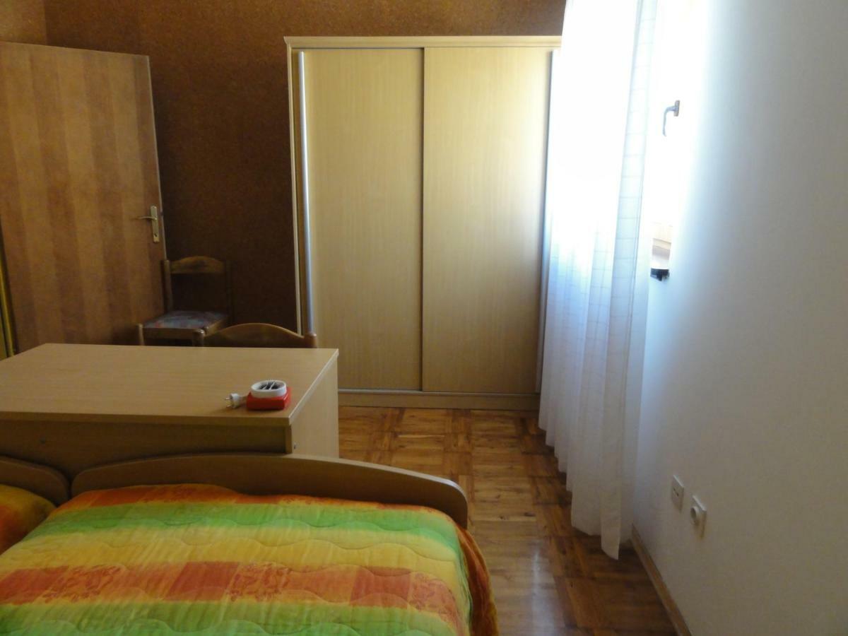 Nice And Cozy Apartment Ferry In Μεντουλίν Εξωτερικό φωτογραφία