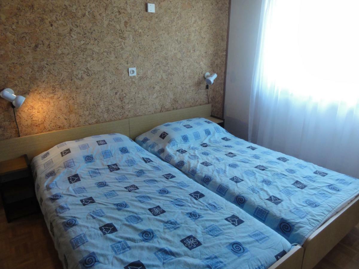 Nice And Cozy Apartment Ferry In Μεντουλίν Εξωτερικό φωτογραφία