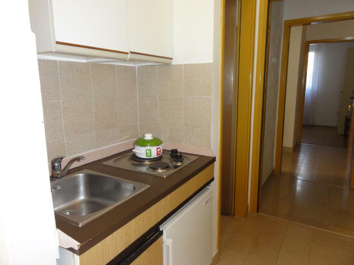 Nice And Cozy Apartment Ferry In Μεντουλίν Εξωτερικό φωτογραφία